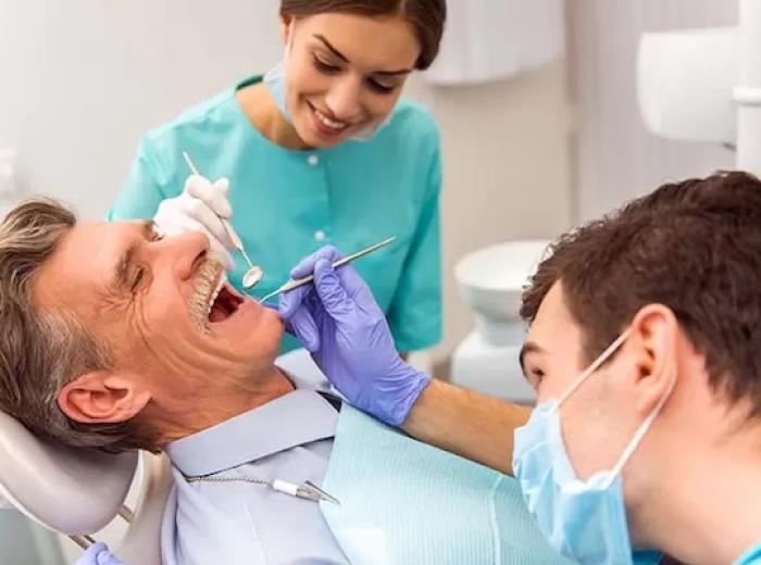 About tooth enamel erosion. Causes, symptoms and recommendations