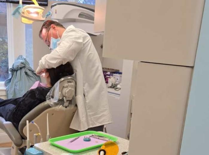 Transforming a patient’s smile with Dental crowns at Premier Smiles – Case study