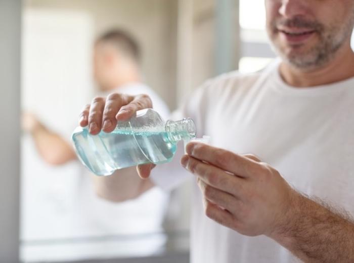 Should we use mouthwash or not? History, benefits, disadvantages, types of mouthwash
