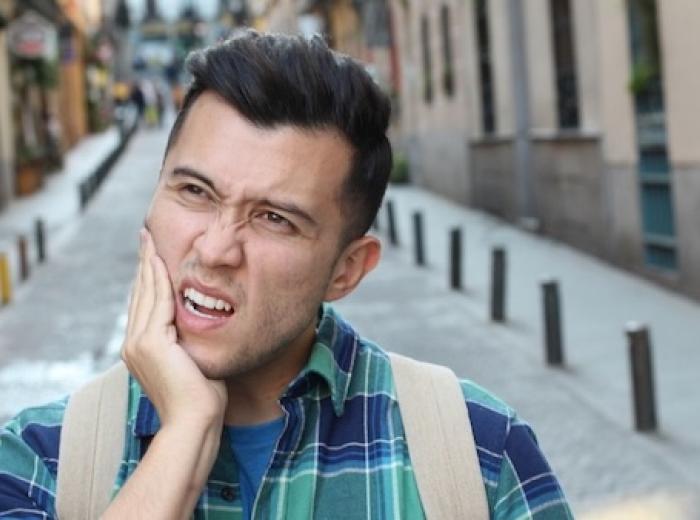 Teeth grinding (bruxism) – a bad habit that ruins your teeth. What should you do?
